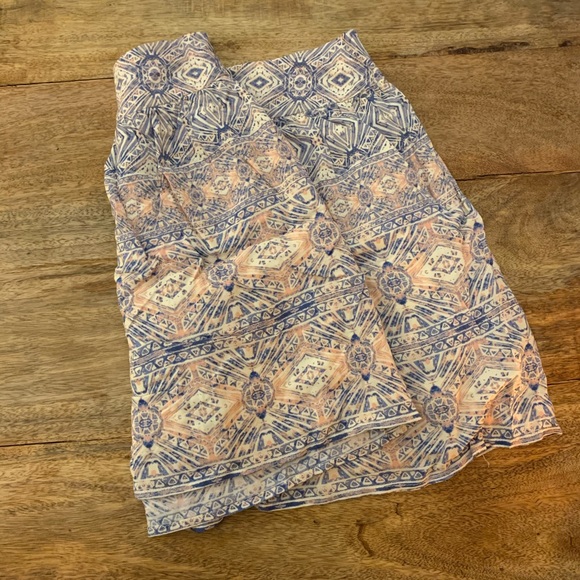 3/$30🌿 Print Skirt w/ Zipper - Forever 21 - S - Picture 3 of 5